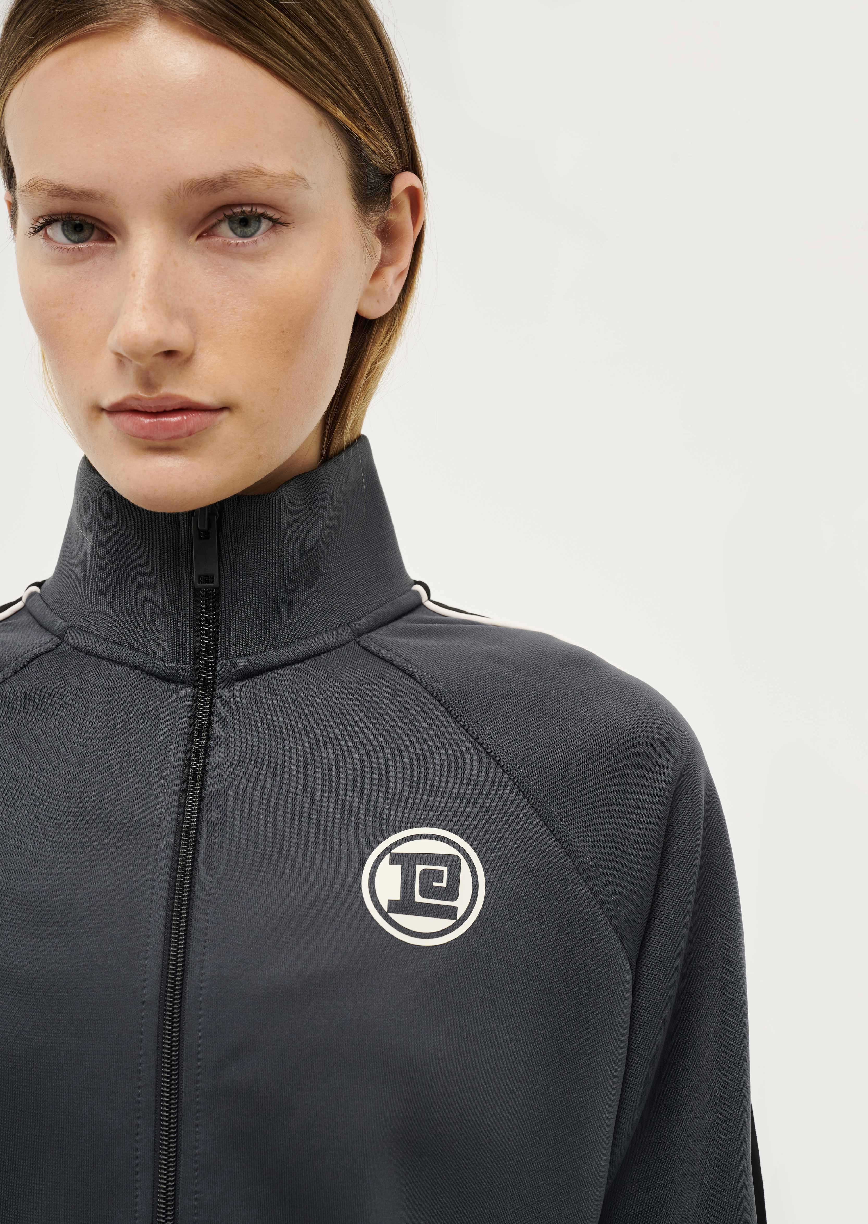 PENATION_ECOM_2024Q3-243J274_MARINEBLUE_029-R_1