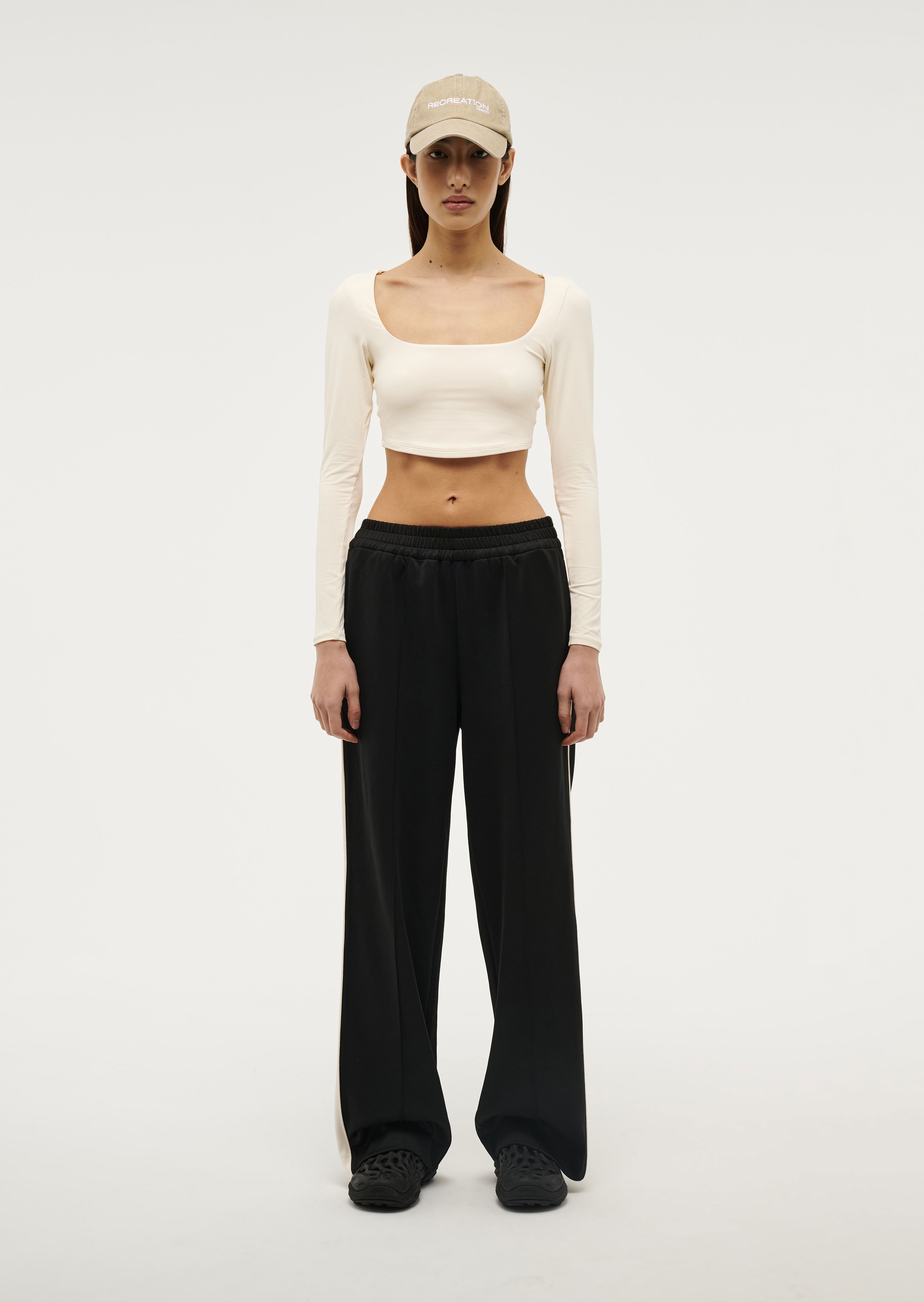 PENATION_ECOM_2024Q3-243P093_BLACK_001_1