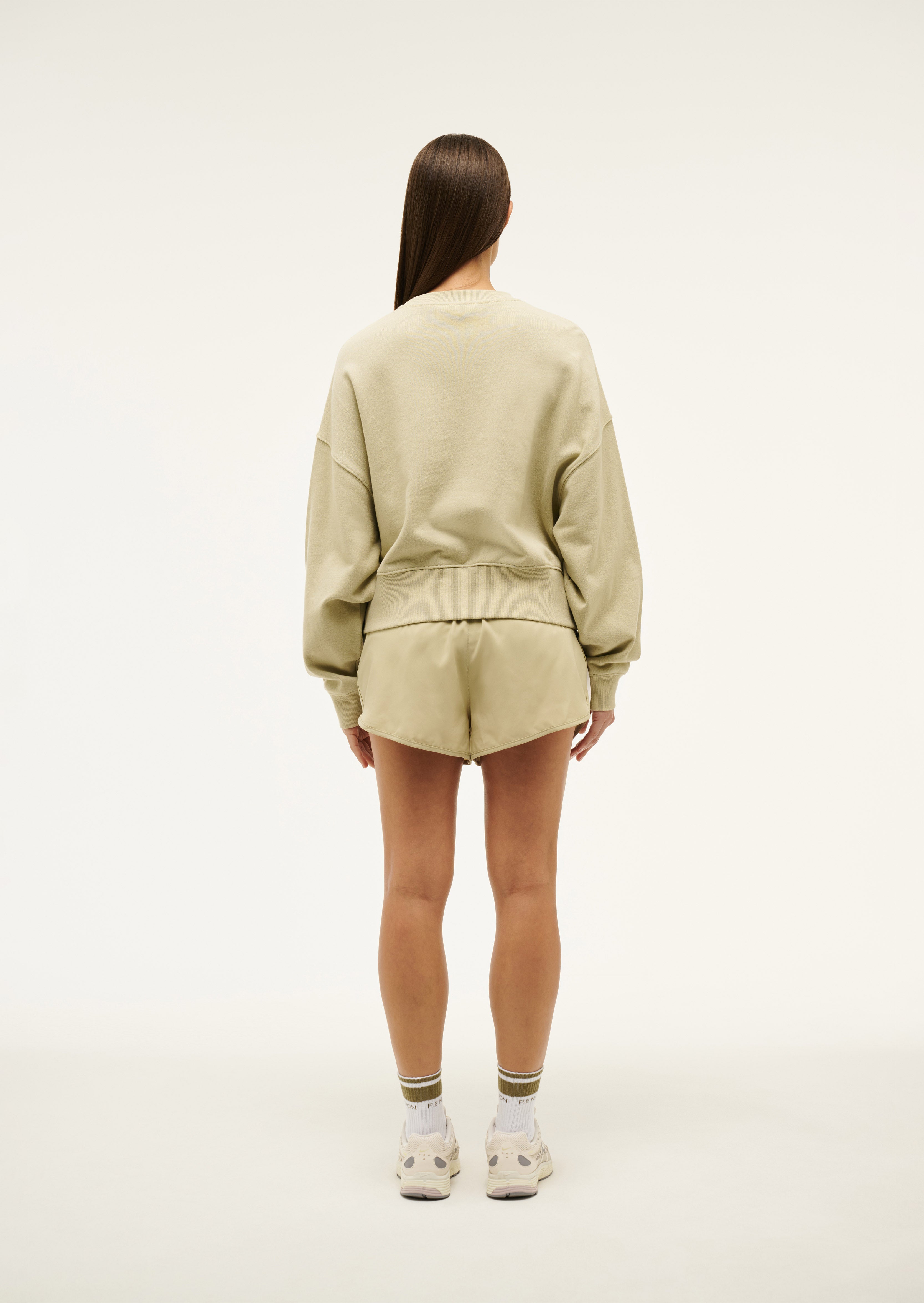PHYSCIALSWEAT_244F399_OVERCAST-010_1