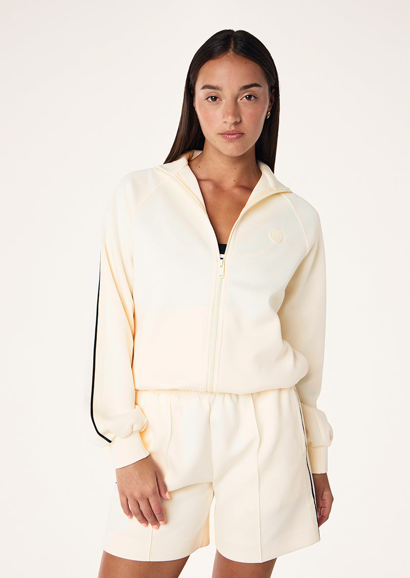 PRELUDE-JACKET_251J103_WHISPER-WHITE_022-R_1