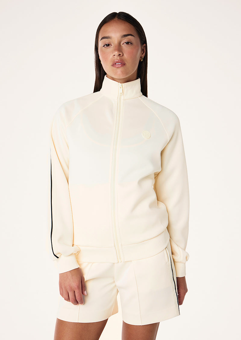 PRELUDE-JACKET_251J103_WHISPER-WHITE_029-R_1