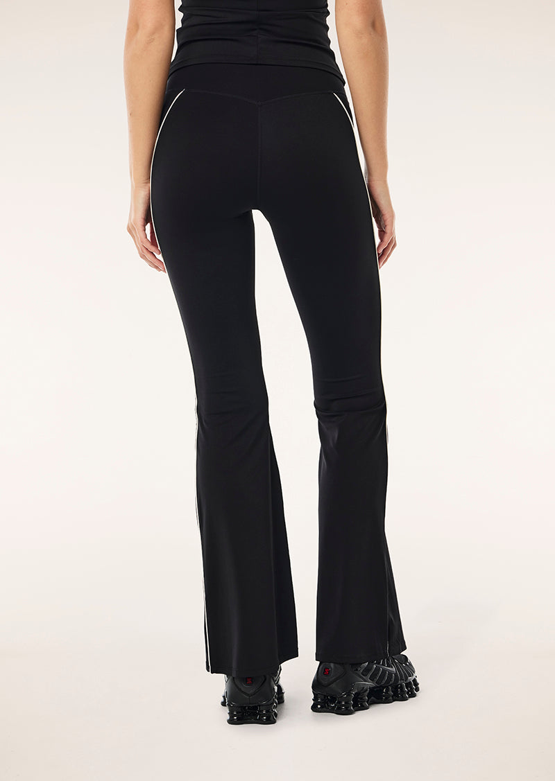 PREVIEW+PIPING+LEGGING_251G204_BLACK++WHISPER+WHITE-146_1