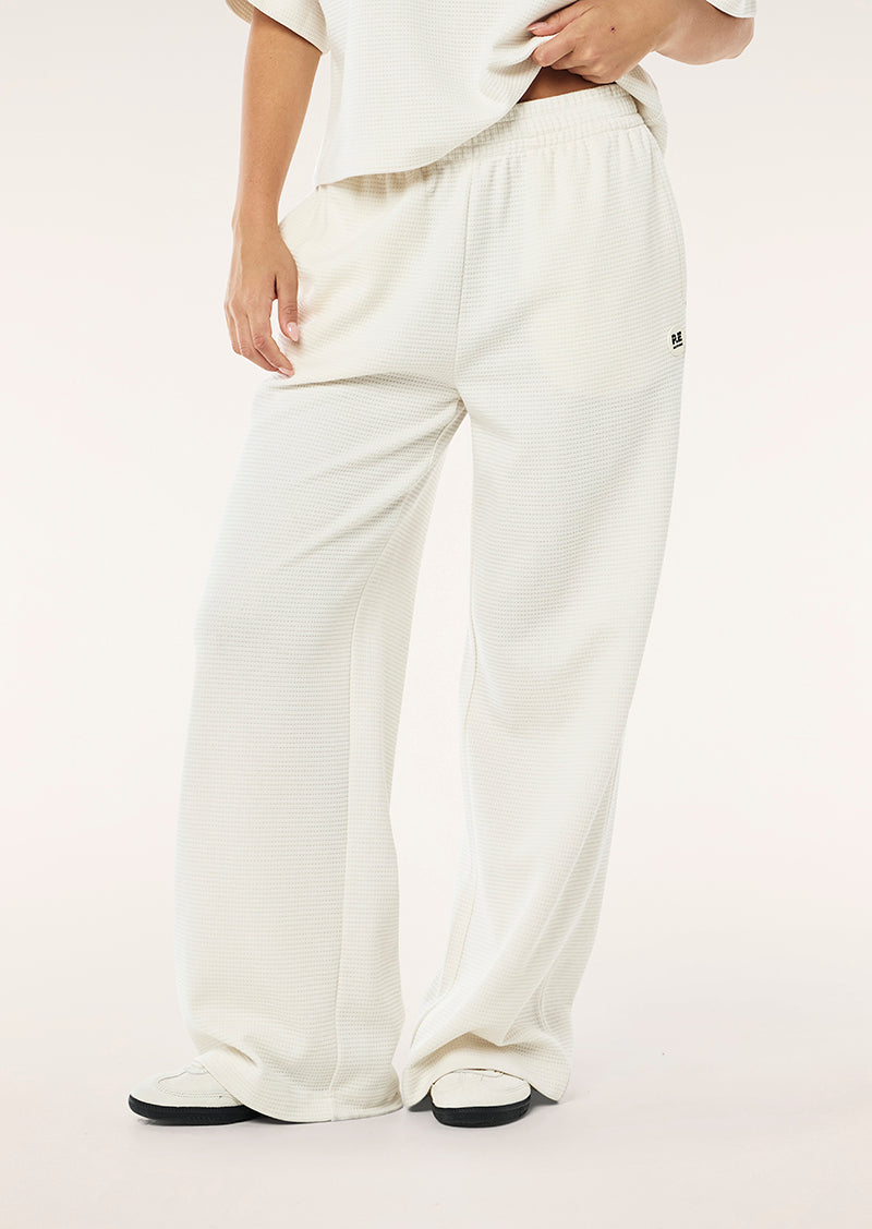 PRINTEMPS WAFFLE TRACKPANT IN WHISPER WHITE
