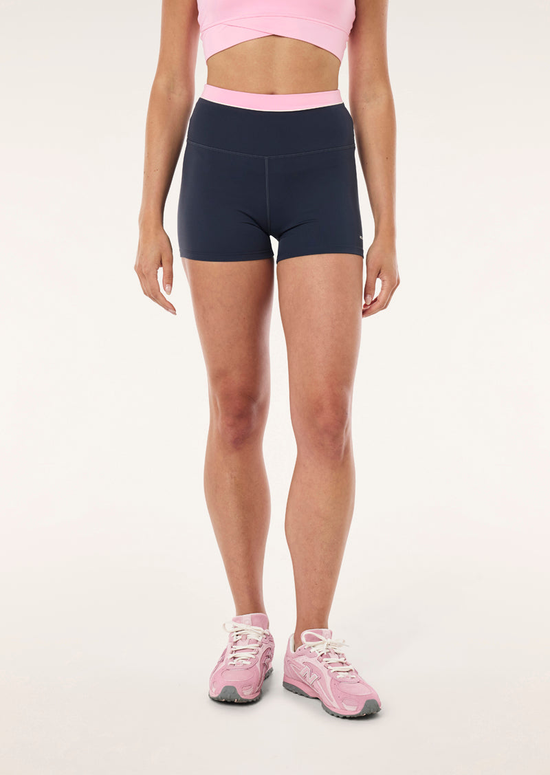 REFLECT+3+INCH+BIKE+SHORT_261S079_MARINE+BLUE++PRISM+PINK-15_1