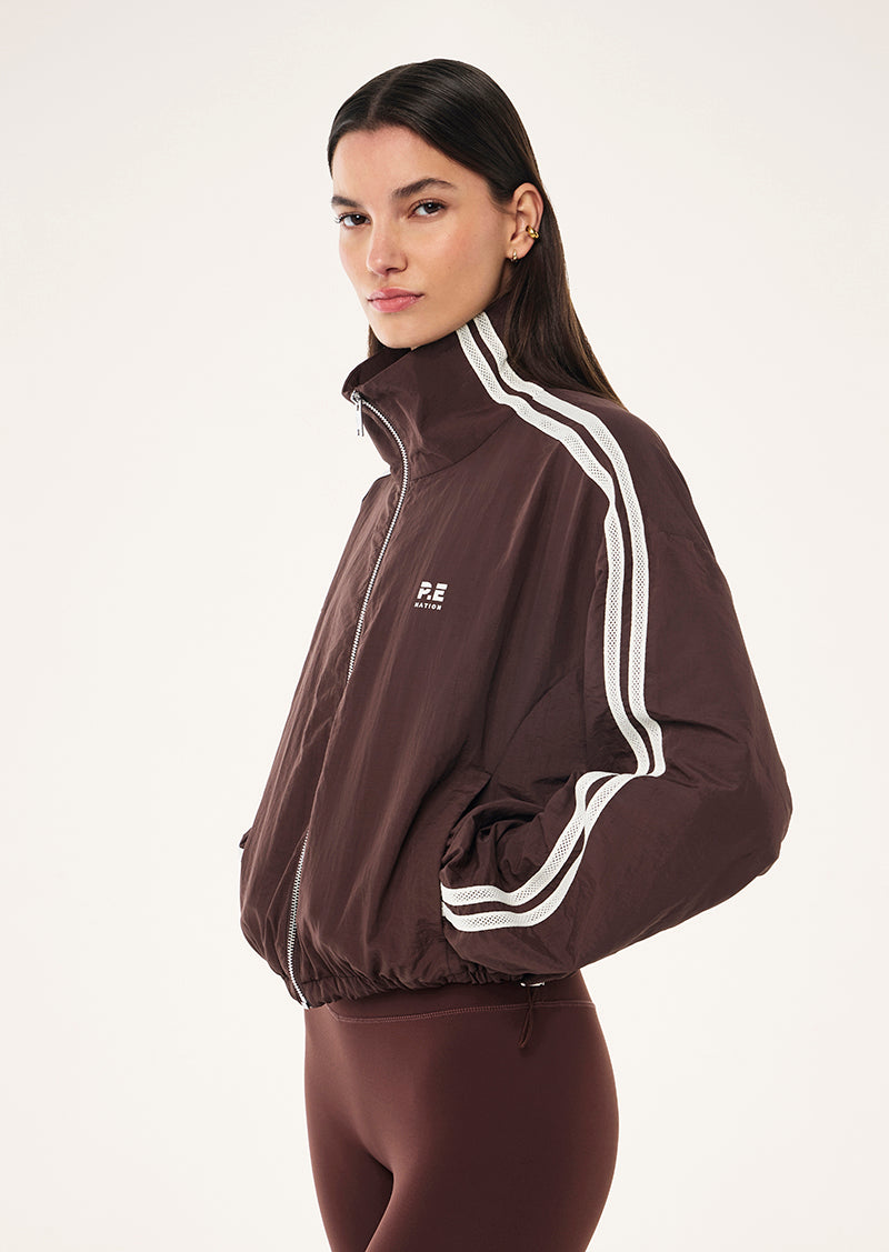 RELAY SPRAY JACKET IN MAHOGANY