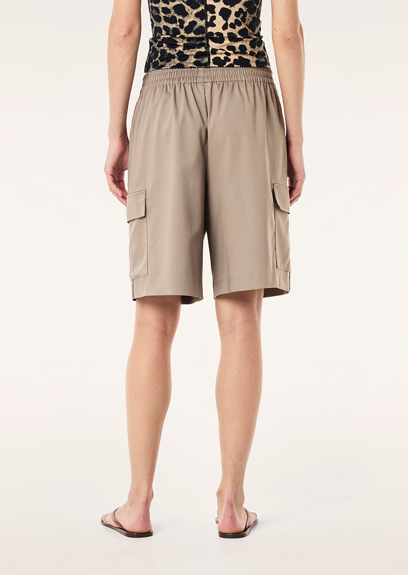 RESIDENCY+SHORT_254S029_MOON+GREY-26_1