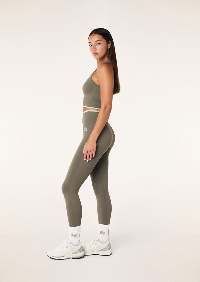 RESTORE+SEAMLESS+TANK_243W294_KHAKI-018_1