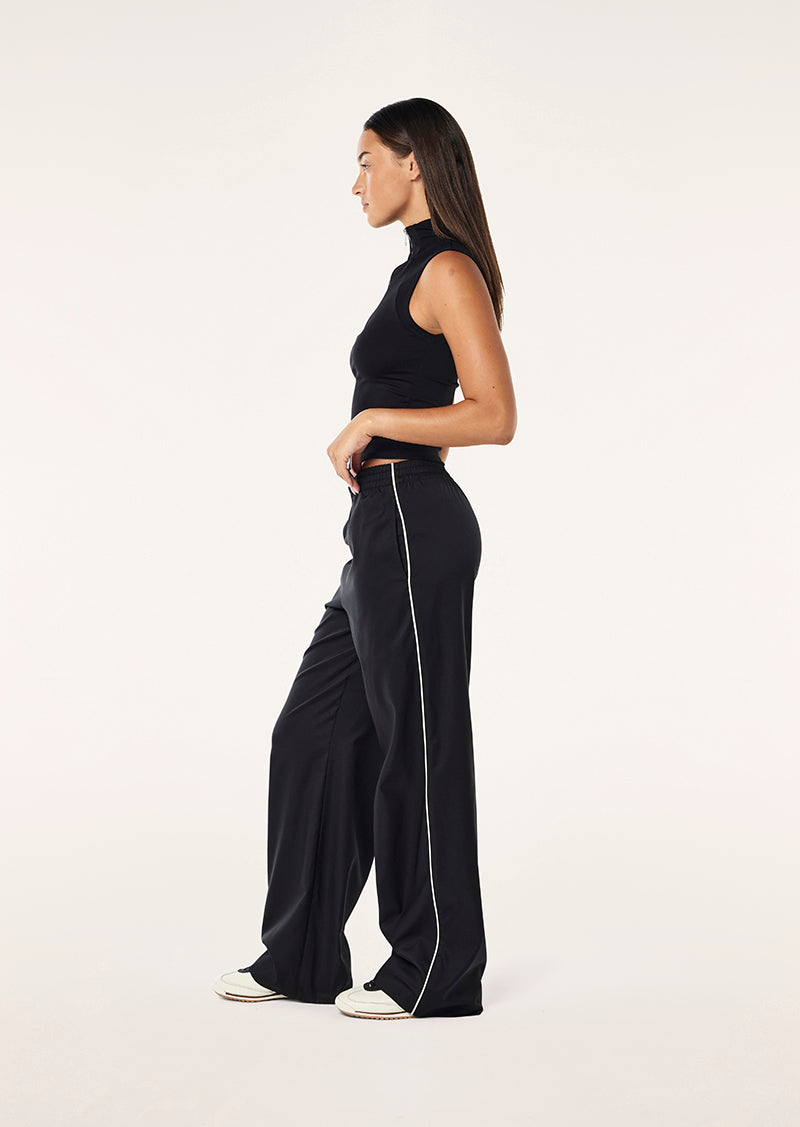 ROUTINE+QUARTER+ZIP+TANK_251W086_BLACK_015_1