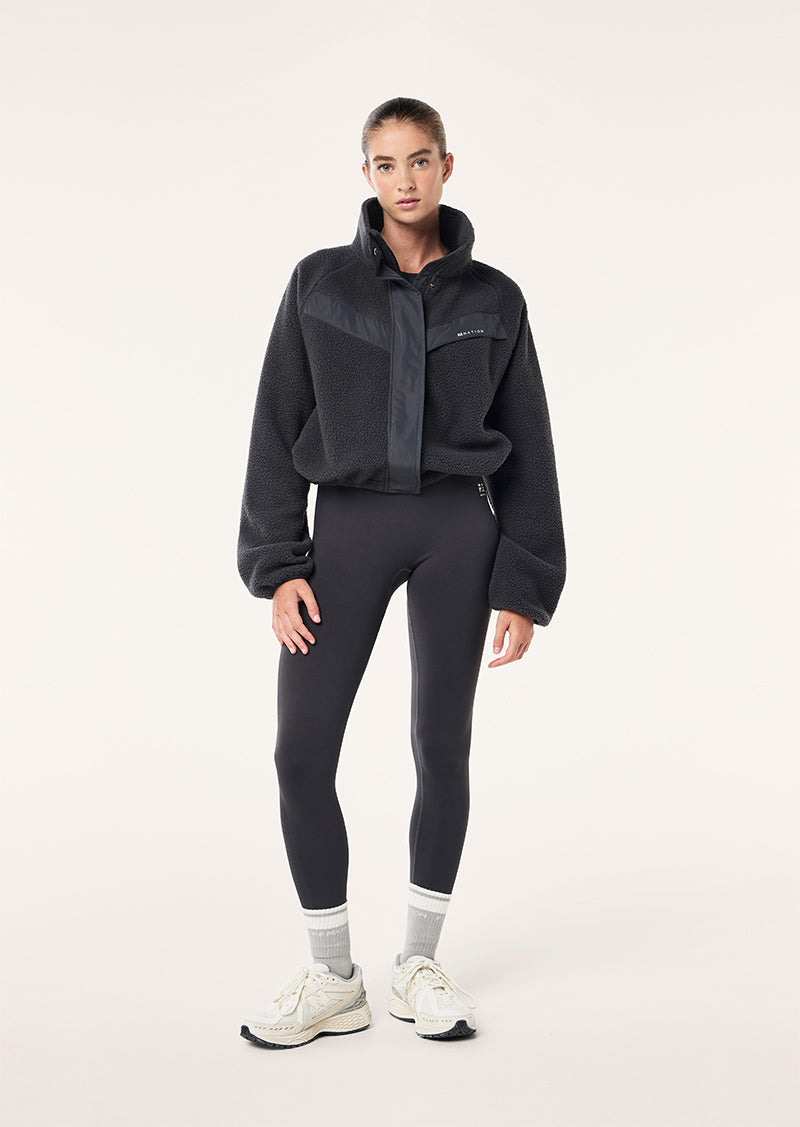 SHELTER-SHERPA-JACKET_251J095_ASPHALT_011-R_1