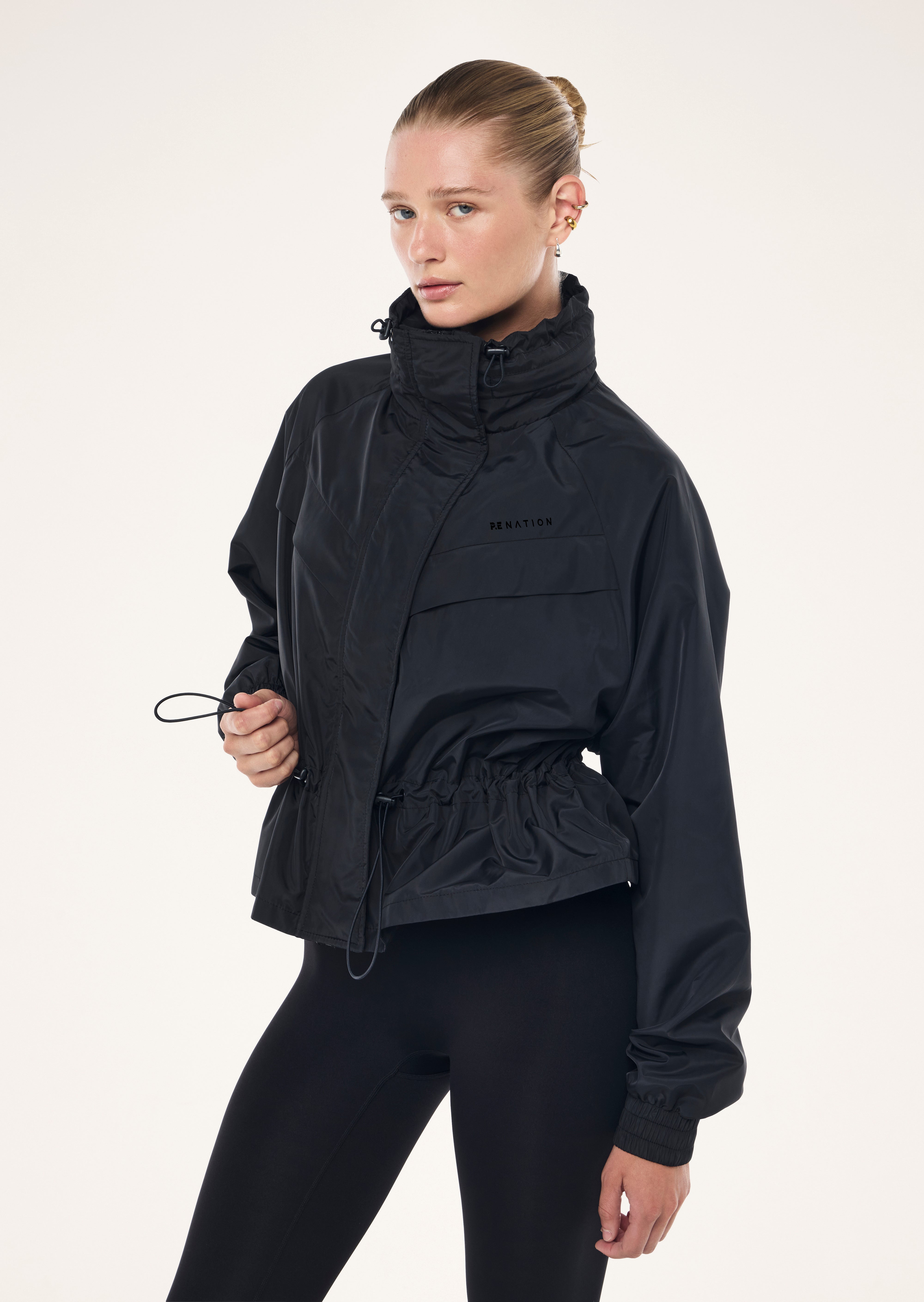 SHELTER JACKET IN BLACK