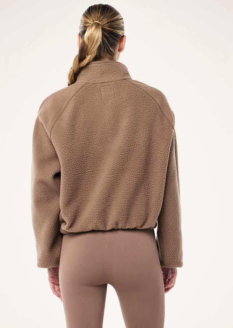 SHELTER+SHERPA+JACKET_251J095_FOSSIL-1500_1