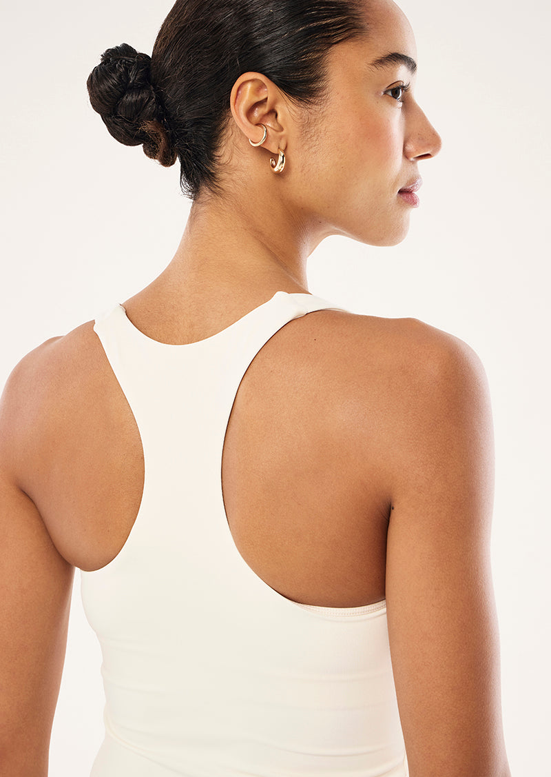 SIGNATURE SCOOP TANK IN WHISPER WHITE BY P.E NATION, WOMEN'S GYM TANKS