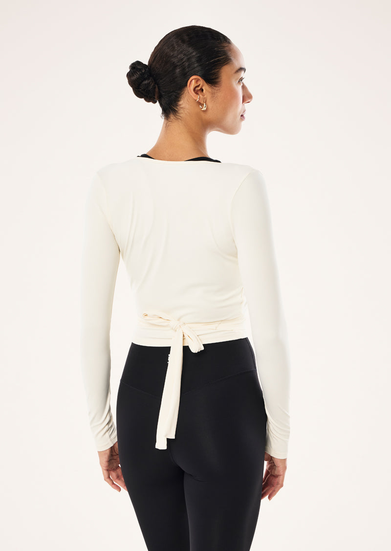 SIGNATURE+WRAP+LS+TOP_264L178_WHISPER+WHITE-1164_1
