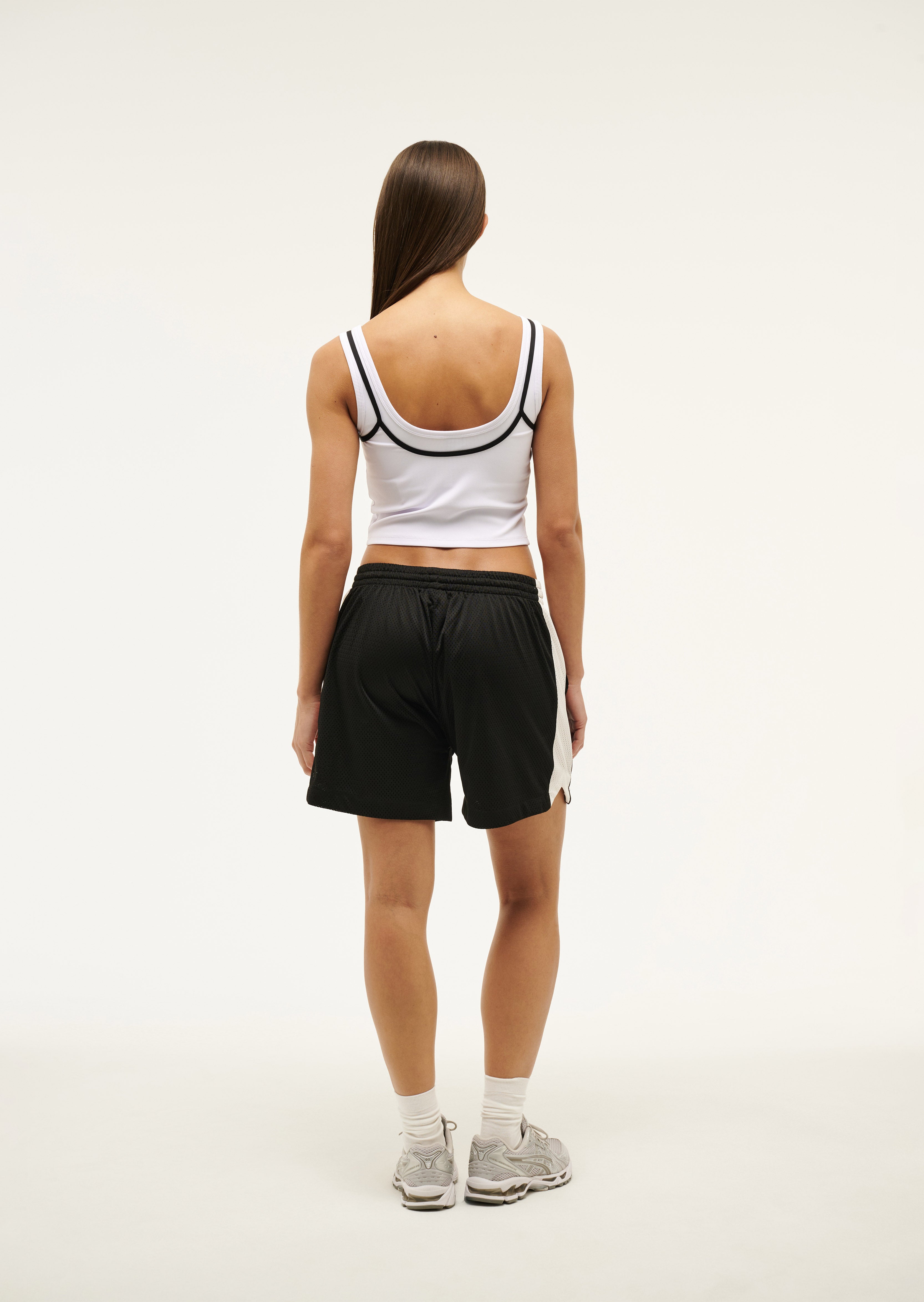 SONICSHORT_244S199_BLACKOPTICWHITE-012_1