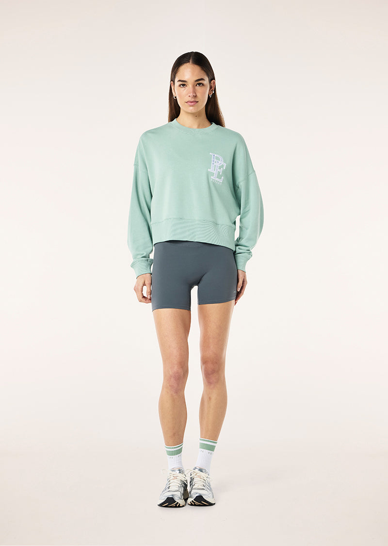SUMMIT-SWEAT_253F178_DUSTY-MINT-01_1