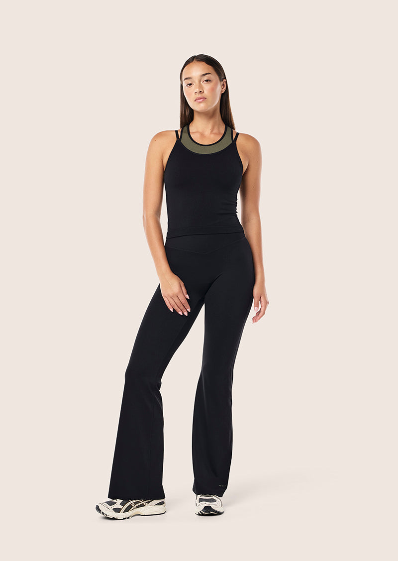 SUTTON+TANK_252W047_BLACK-2940_1