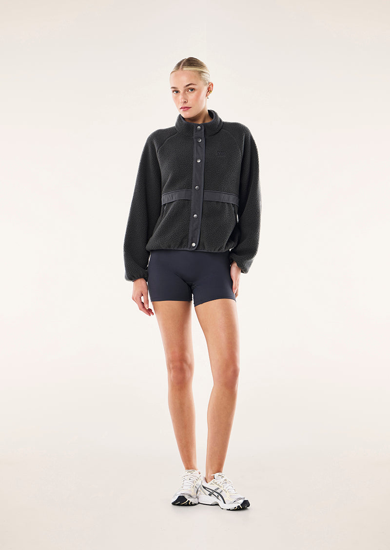 TECHNIQUE JACKET IN MARINE BLUE BY P.E NATION, WOMEN'S ATHLEISURE SHERPA JACKETS