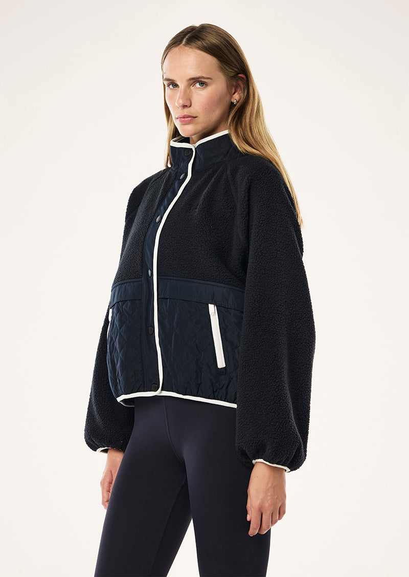 TECHNIQUE+QUILT+JACKET_244J262_DARK+SAPPHIRE-279_1