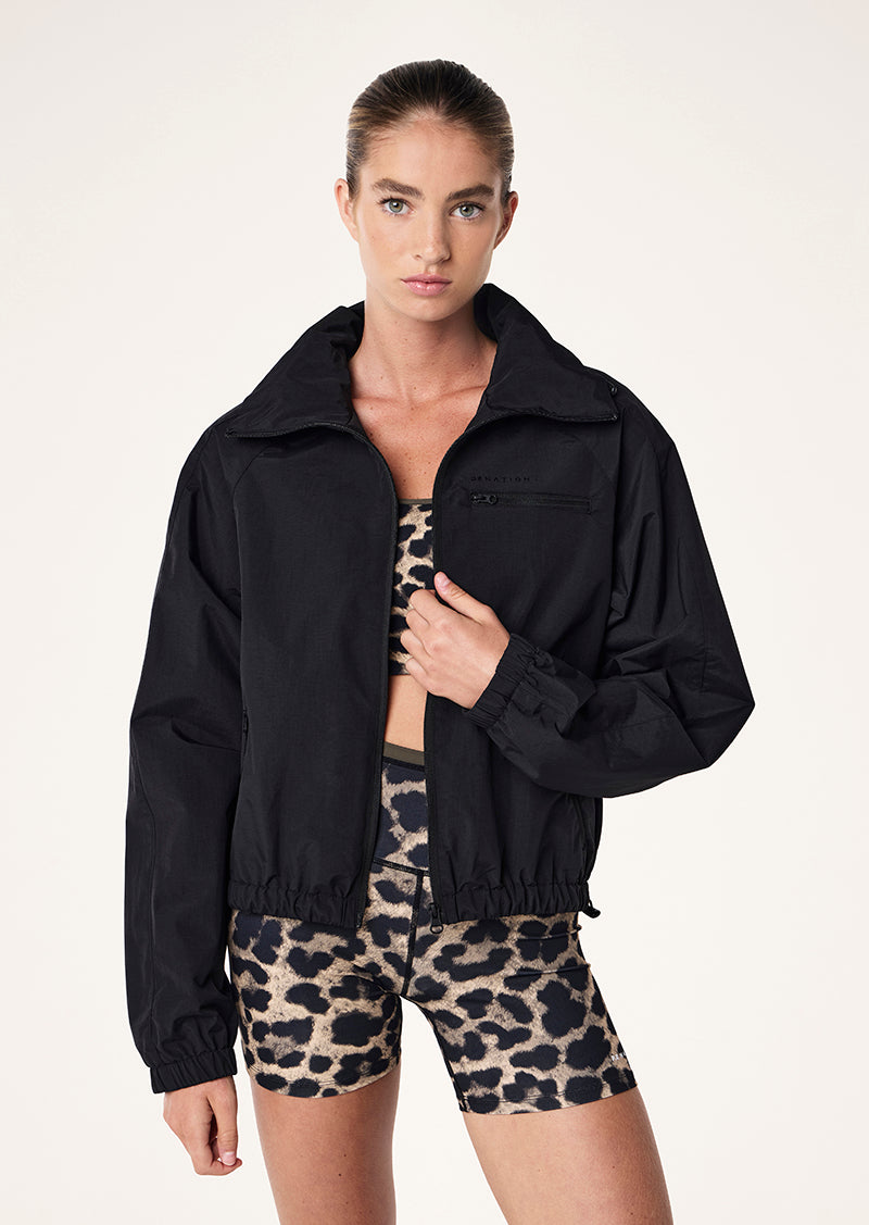 TREK+JACKET_251J079_BLACK_050_1