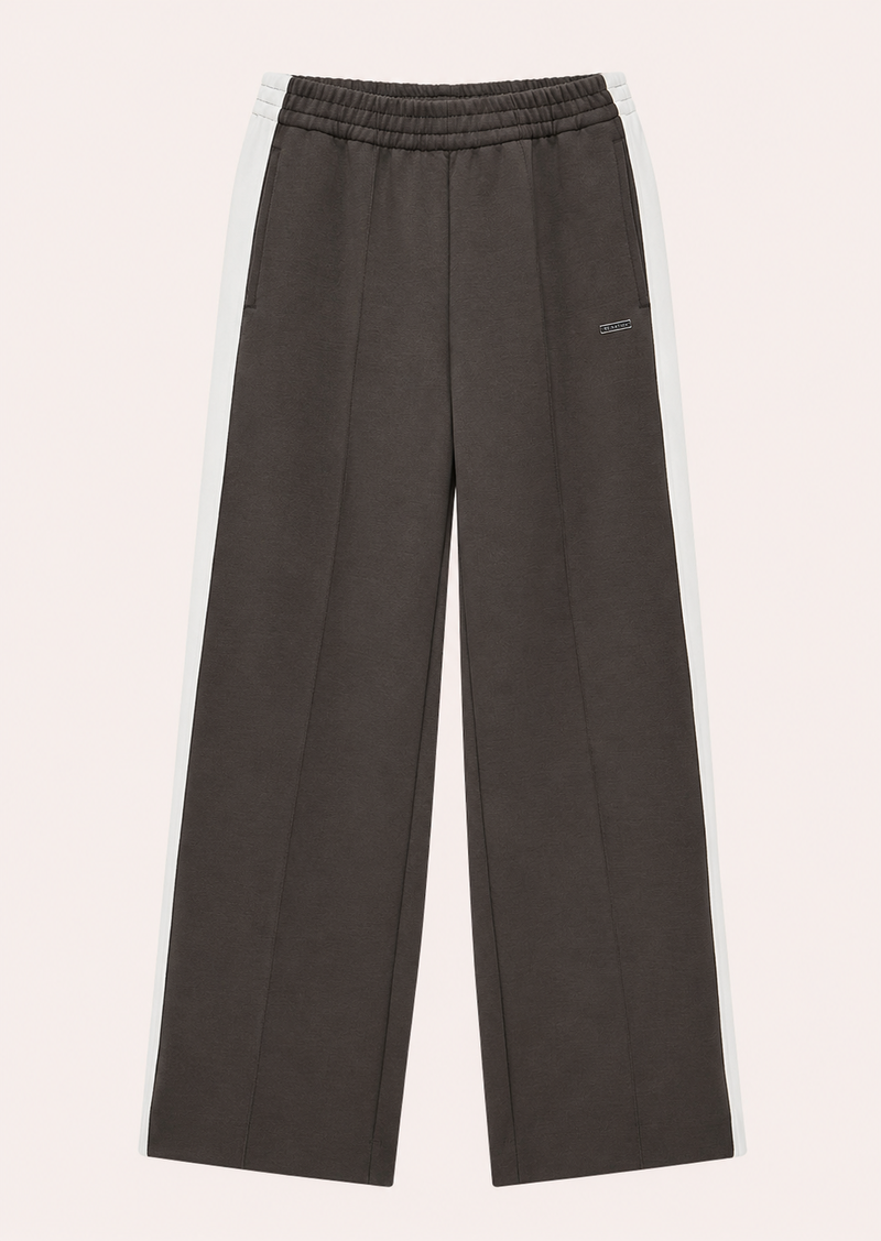 TRIUMPH PANT 2.0 IN DARK OLIVE & WHISPER WHITE