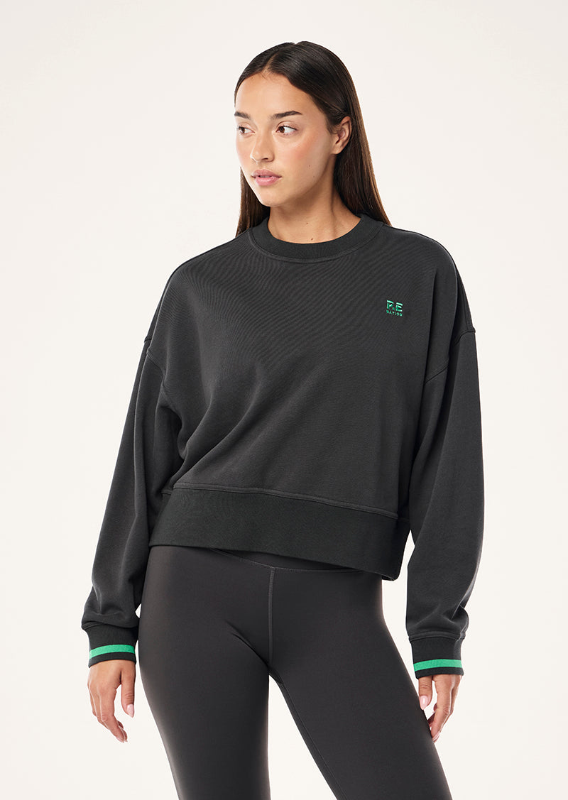 VITA+SWEAT_252F243_CAVIAR-908_1