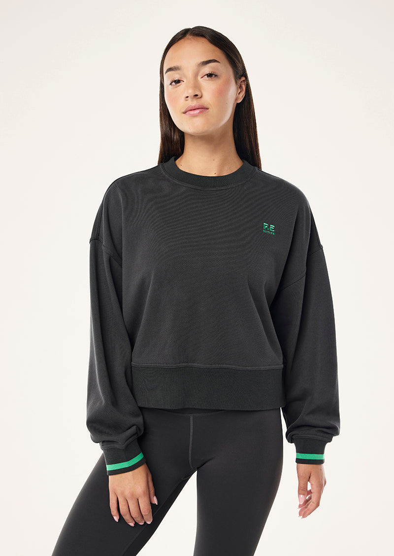 VITA+SWEAT_252F243_CAVIAR-941_1