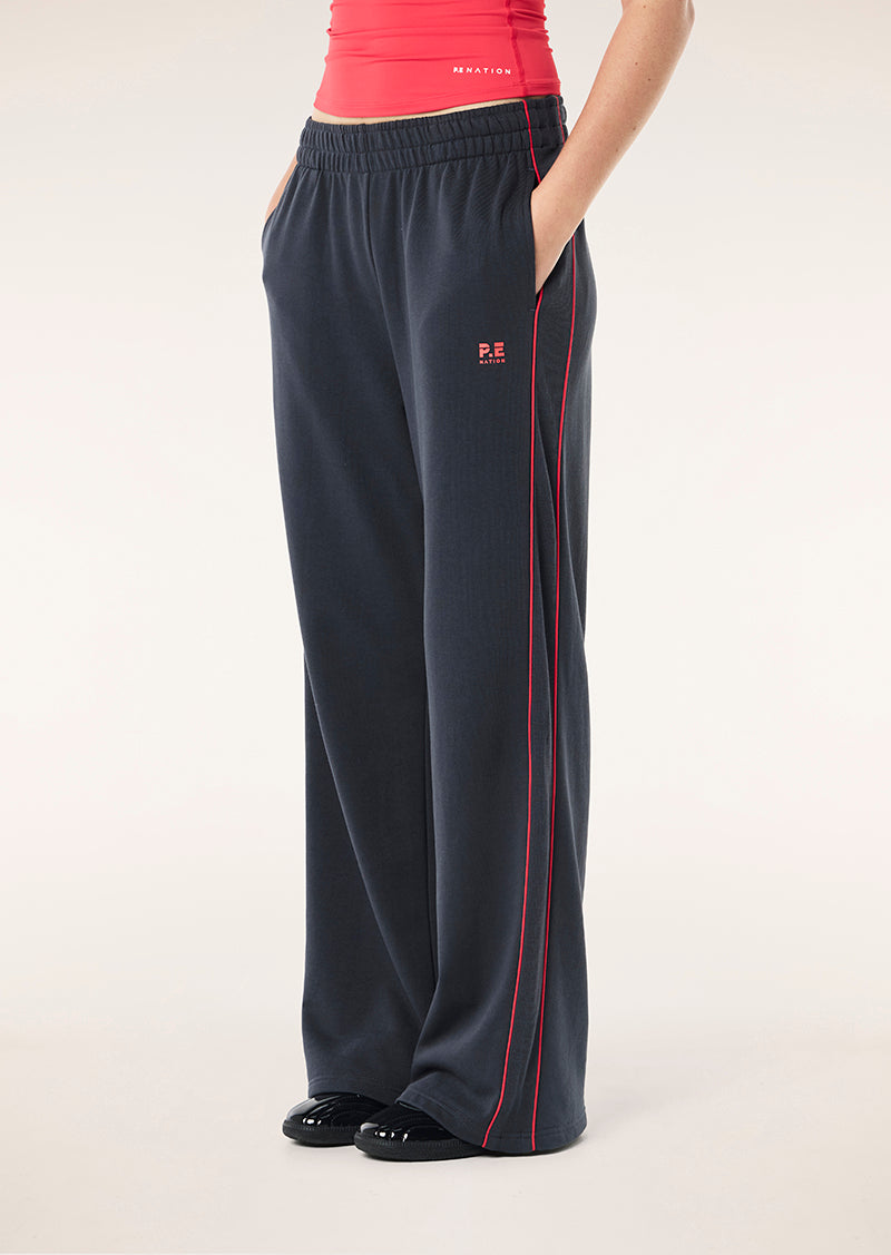 VITA+TRACKPANT_253P165_MARINE+BLUE-12_1