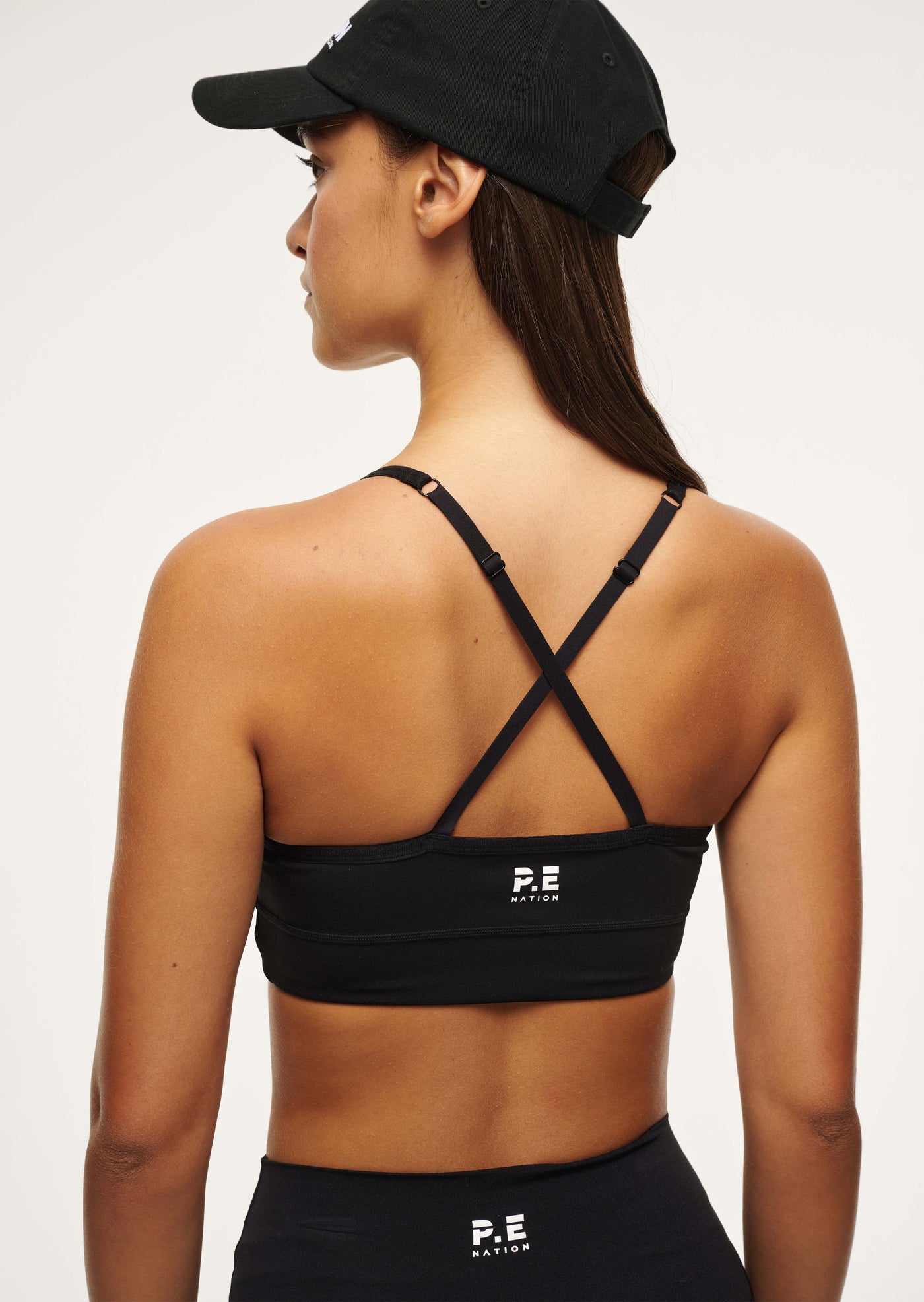 OVERLAND 2 SPORTS BRA IN BLACK