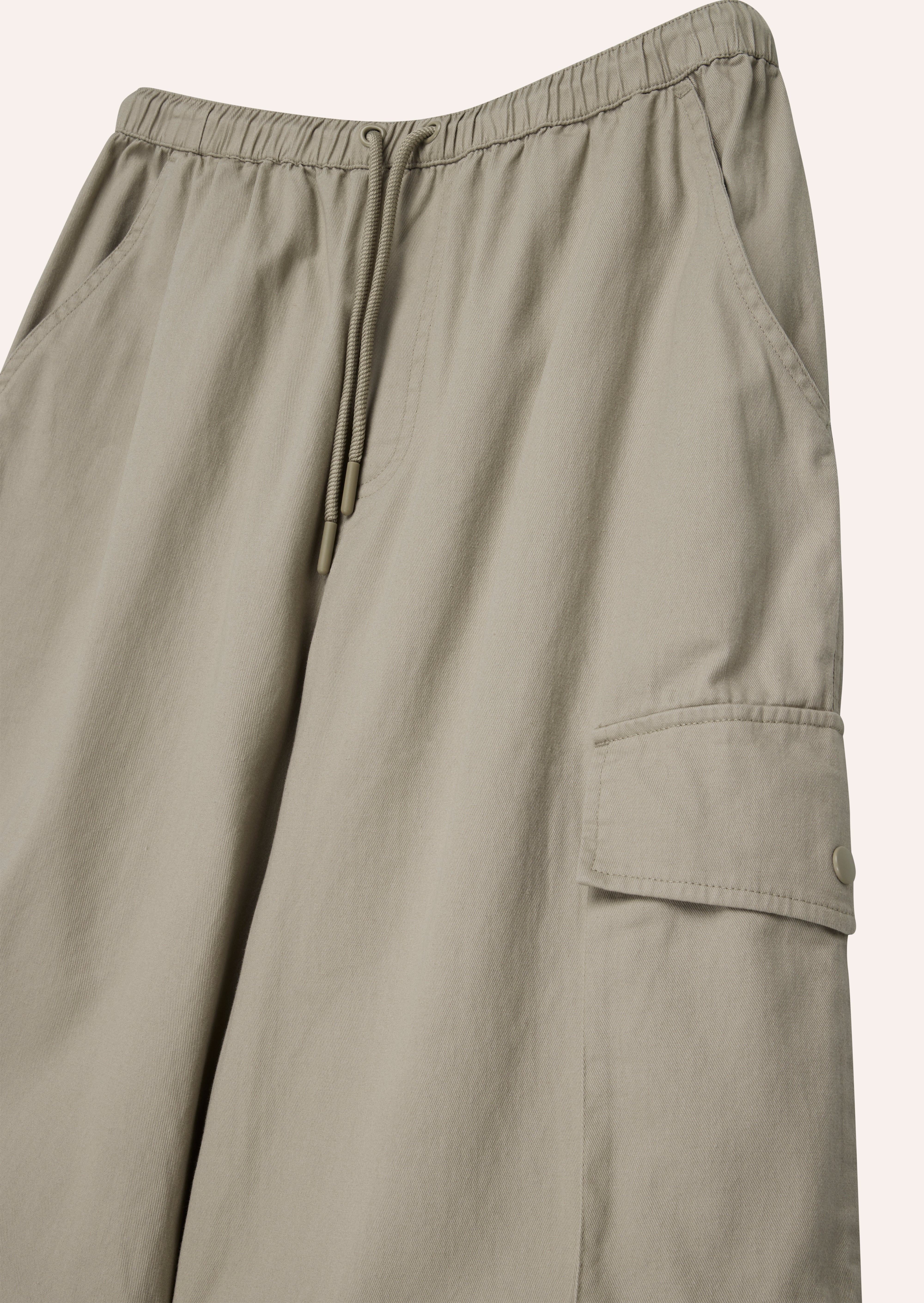 243P309-OXFORD+TAN_02_1