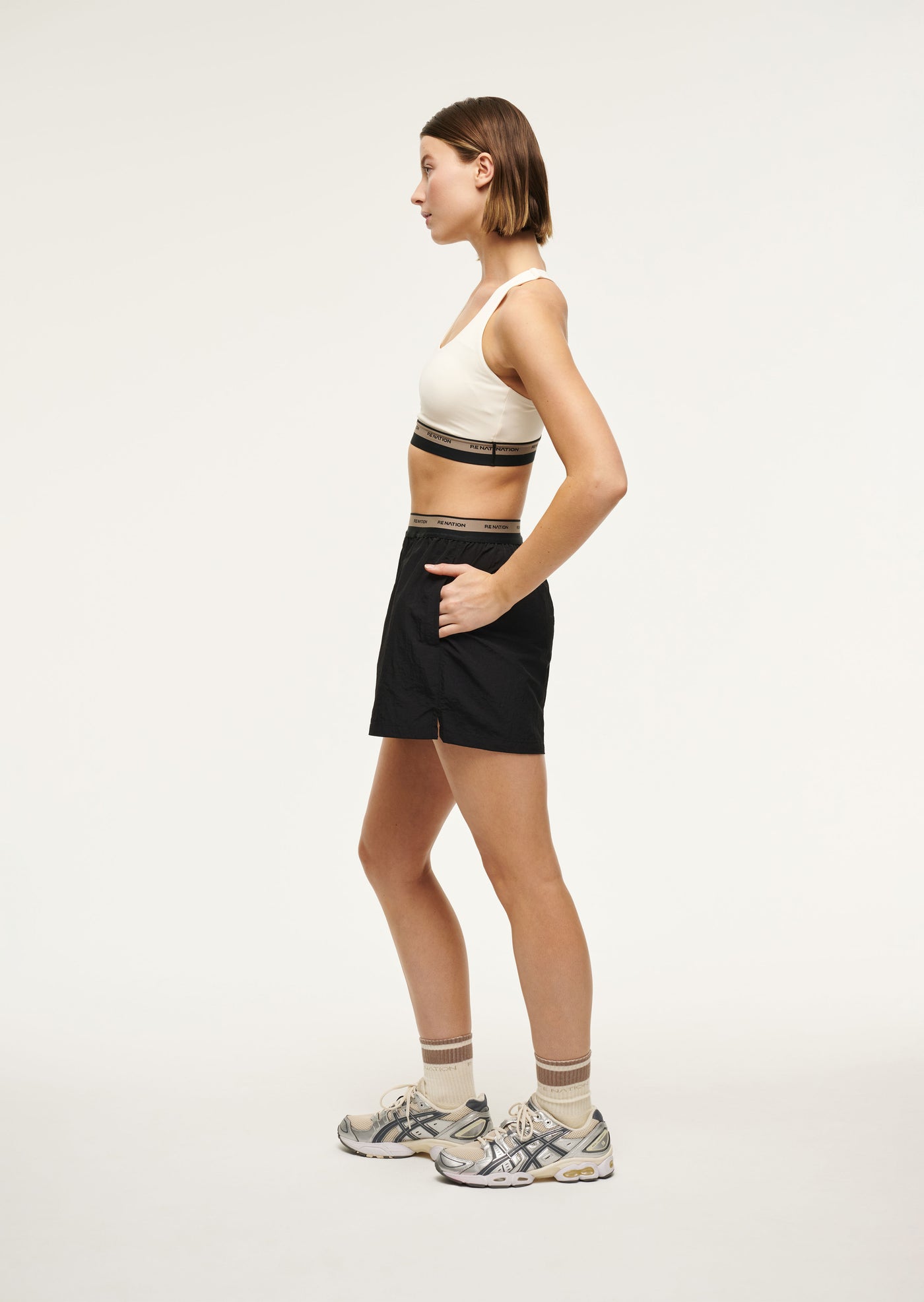 AVANT SPORTS BRA IN WHISPER WHITE