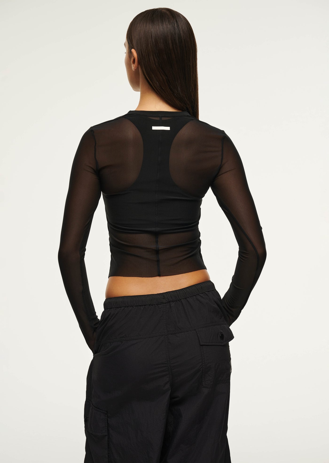 DISCOVERY MESH LONG SLEEVE TEE IN BLACK