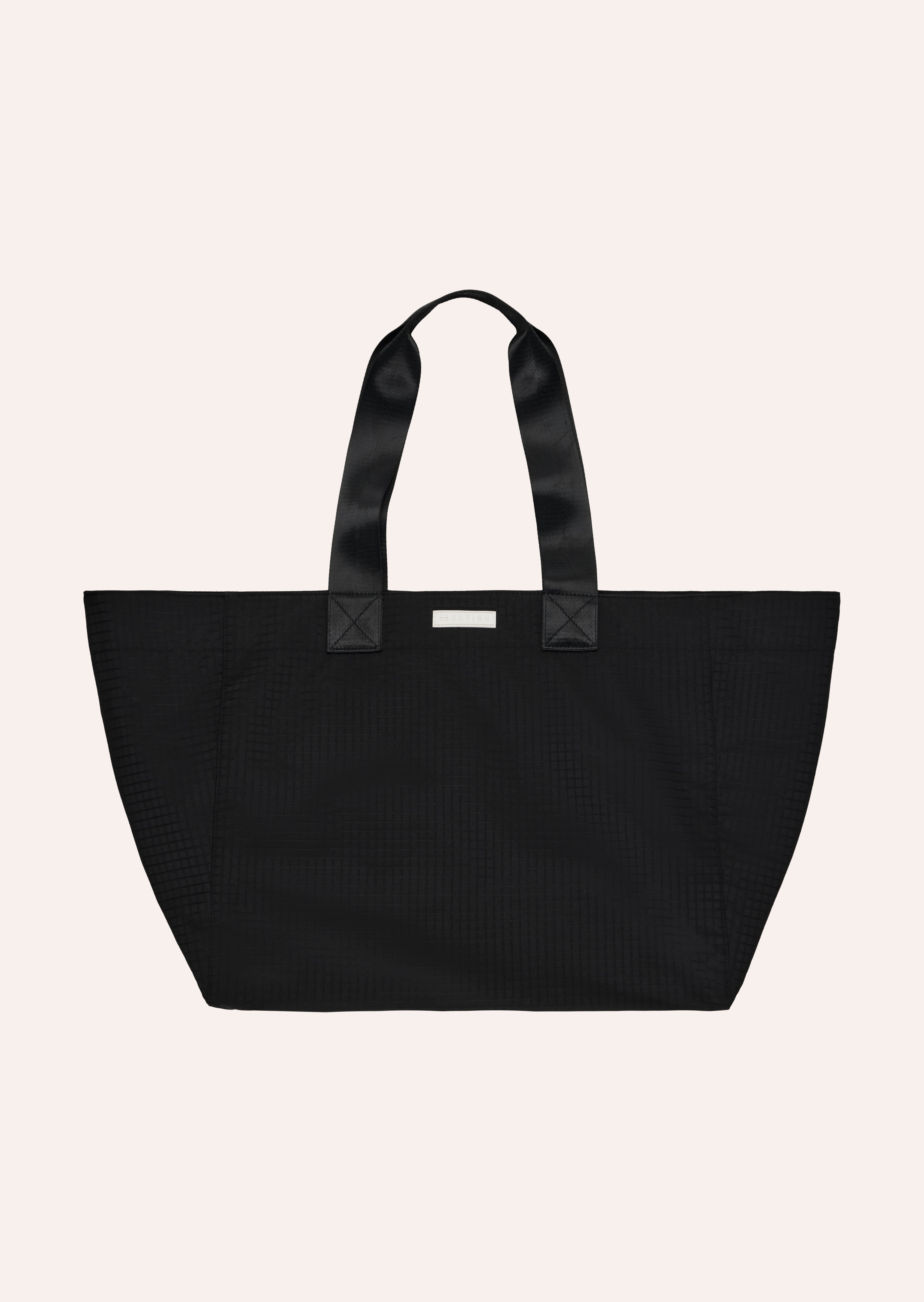 251A137-BLACK_01_1
