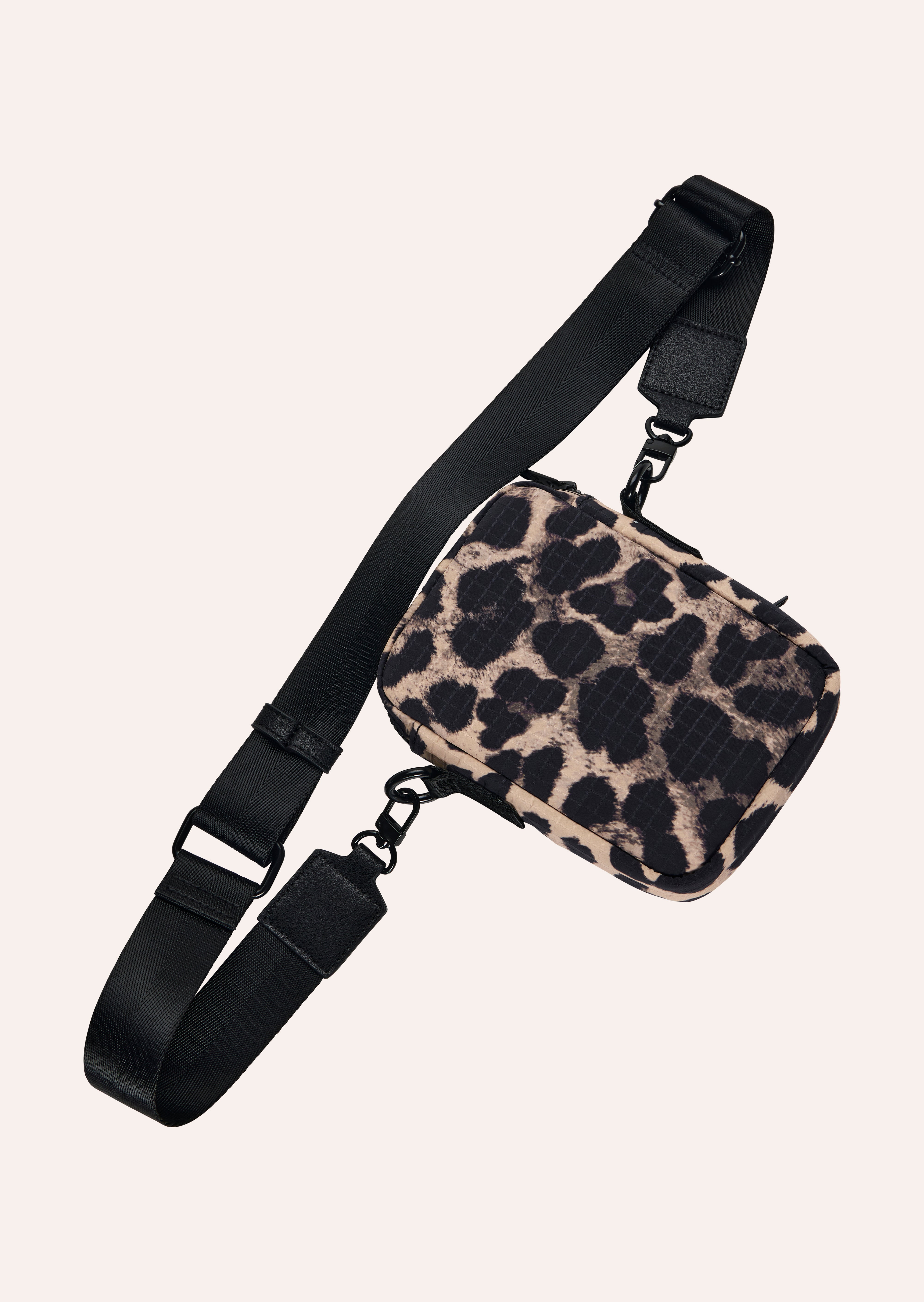 251A141-LEOPARD+PRINT_02_1