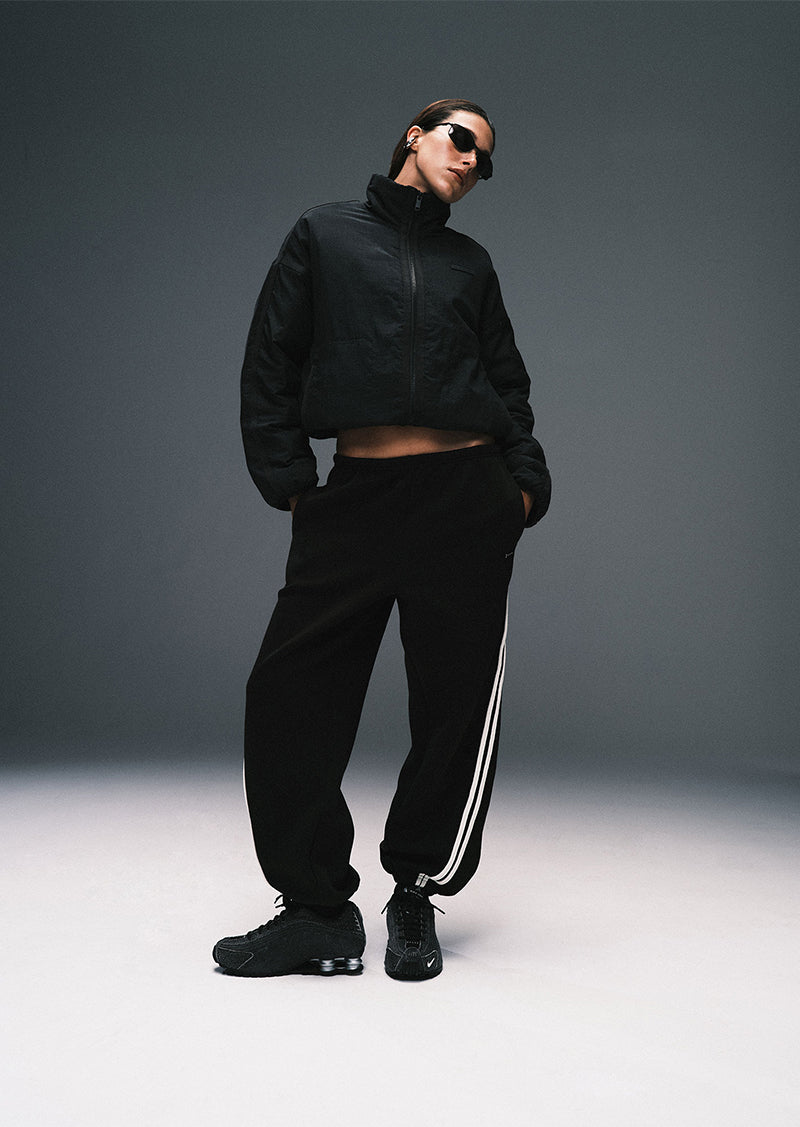 BEACON TRACKPANT IN BLACK