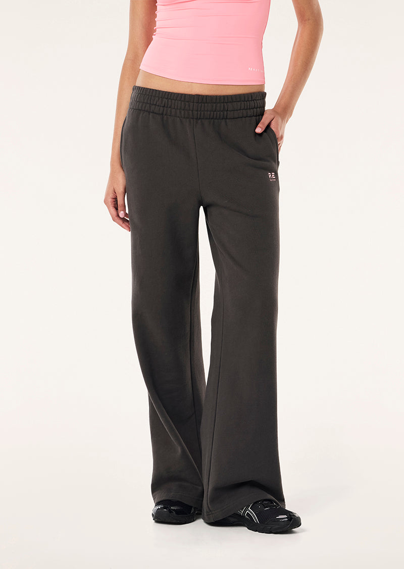 ADVENTURE TRACKPANT IN SMOKESTONE BY P.E NATION WOMENS LEISURE TRACK PANT GREY
