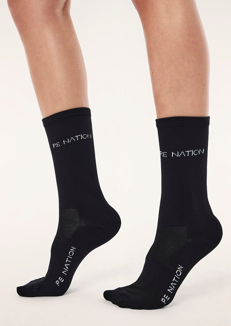 AERO+RUNNING+SOCK_262A090_BLACK-016_1