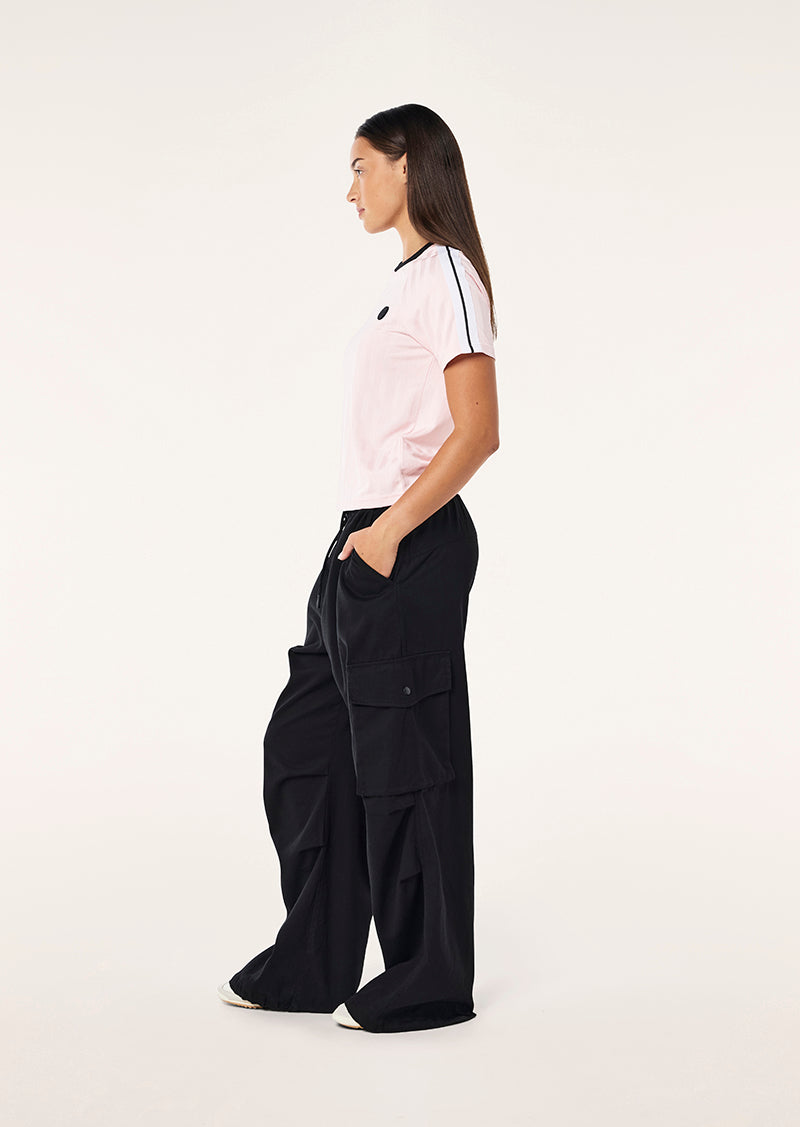 AUGMENT+TEE_251T153_CHALK+PINK_011_1