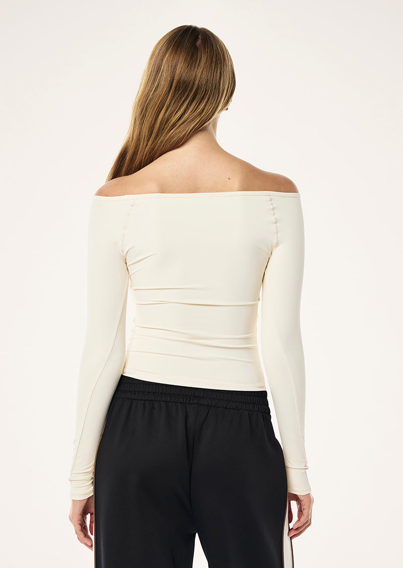 AURA LONG SLEEVE TOP IN WHISPER WHITE BY P.E NATION, WOMENS ATHLEISURE ACTIVE TOP CREAM