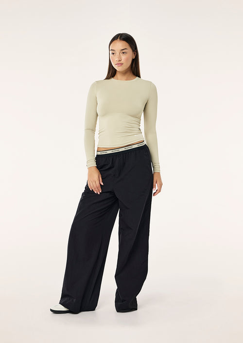 AVANT PANT IN BLACK & BISCUIT