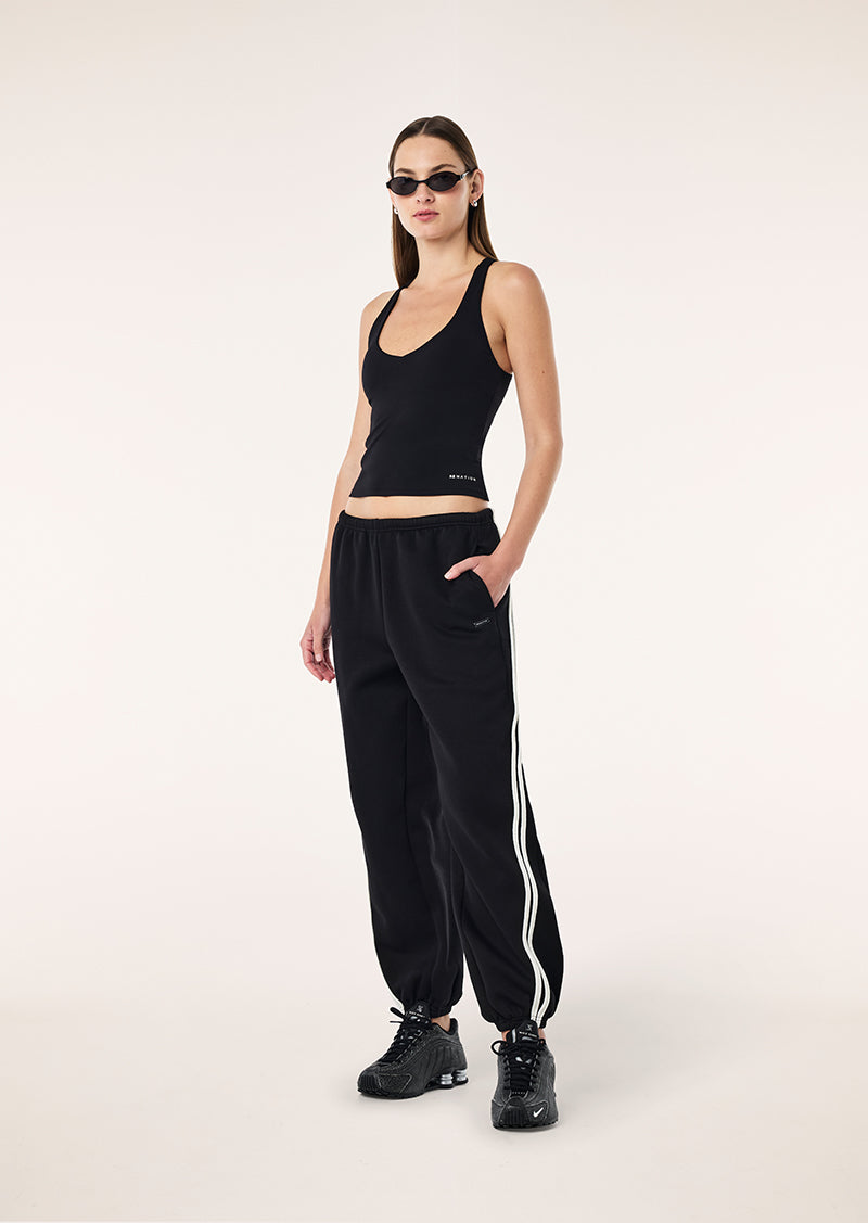 BEACON+TRACK+PANT_262P197_BLACK-03_1