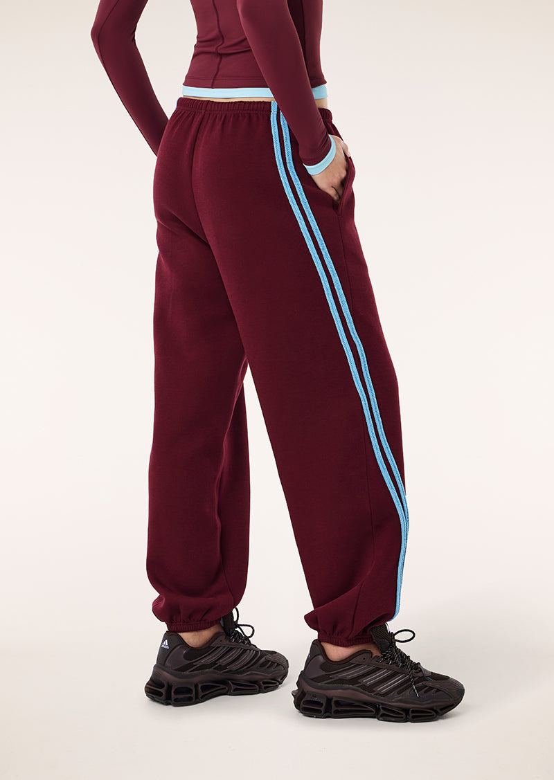 BEACON+TRACK+PANT_262P197_BURGUNDY-47_1