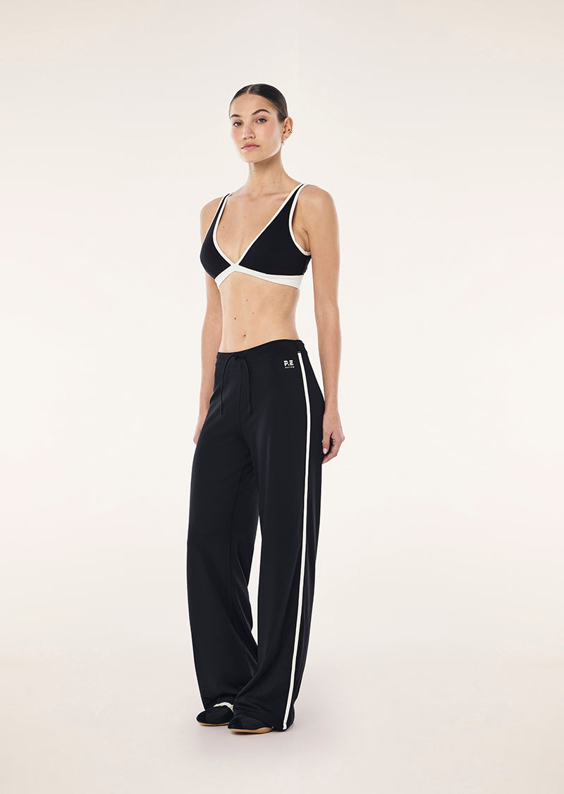CASCADE+WIDE+LEG+LEGGING_264G189_BLACK+WHISPER+WHITE-012_1