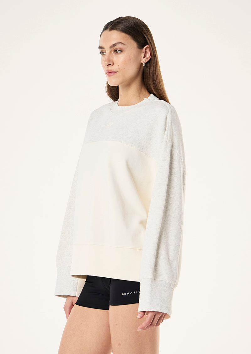 CLUB+SWEAT_254F011_GREY+MARLE+WHISPER+WHITE-39_1