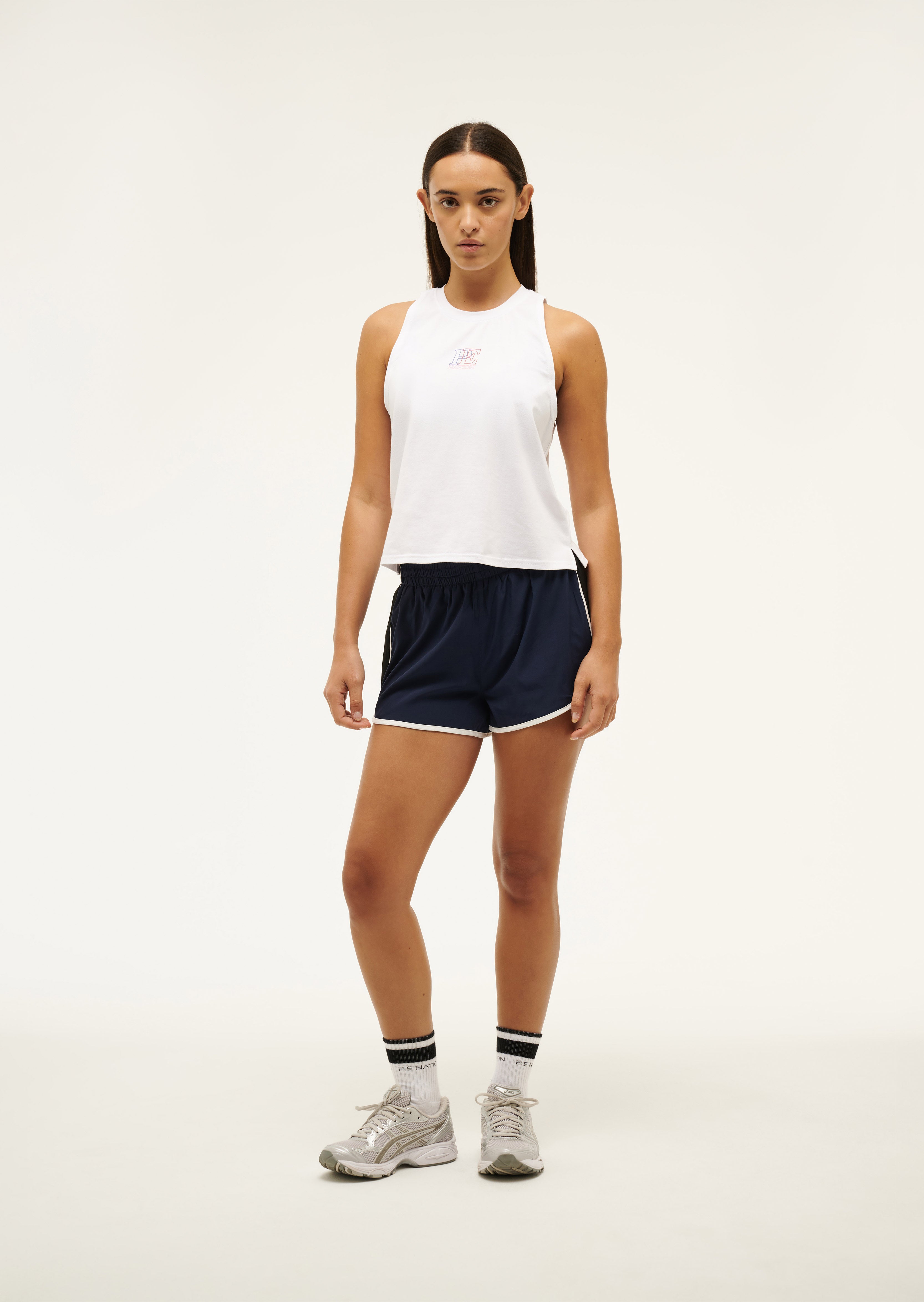 DEFINITIONTANK_244W385_OPTICWHITE-004_1