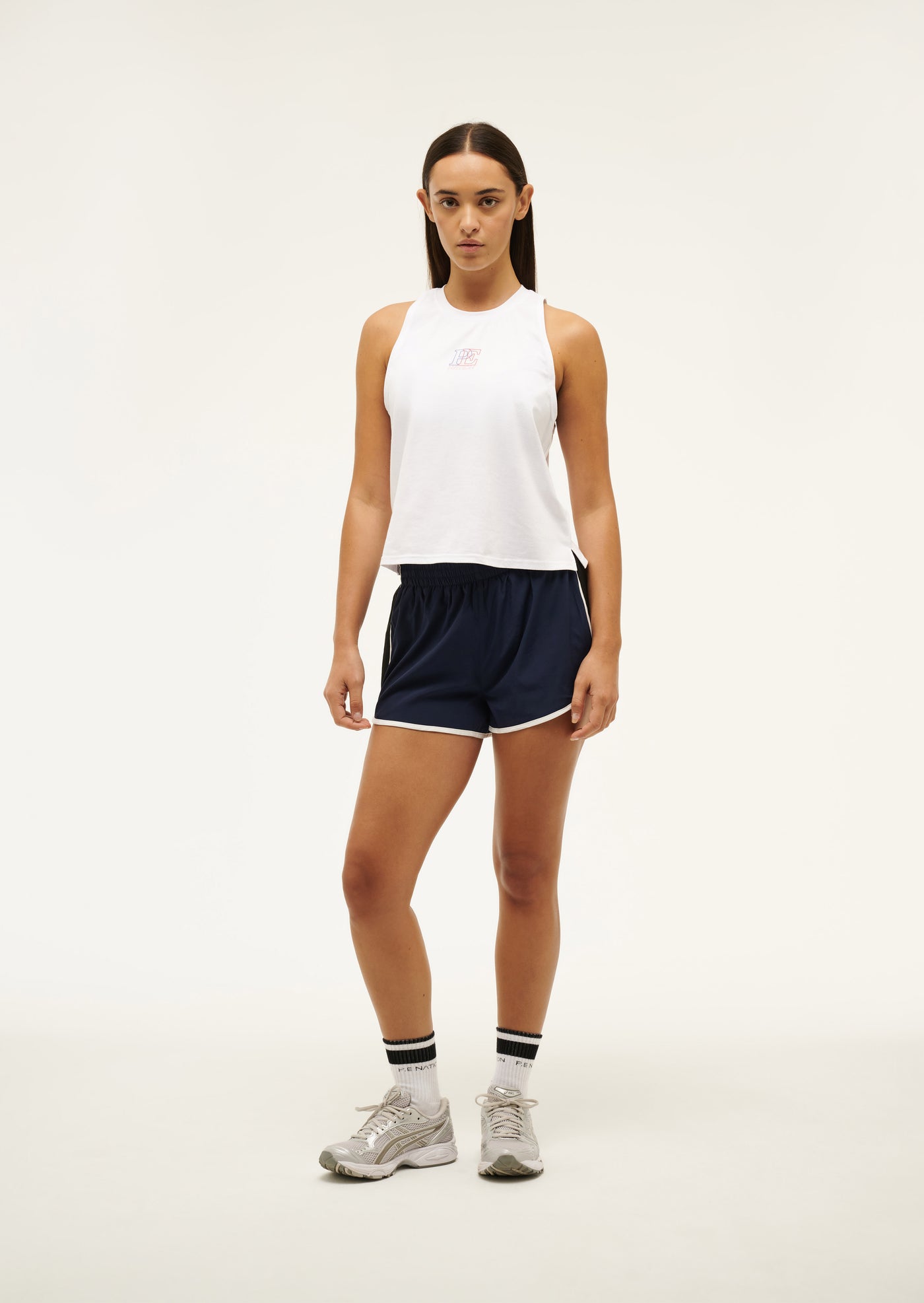 DEFINITIONTANK_244W385_OPTICWHITE-004_1