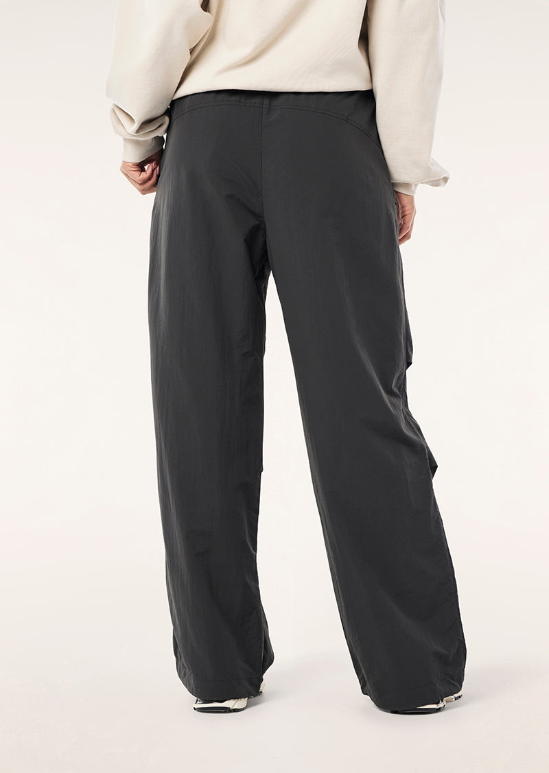 DISCOVERY PANT IN CAVIAR