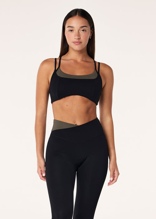 DISTORTION SPORTS BRA IN BLACK