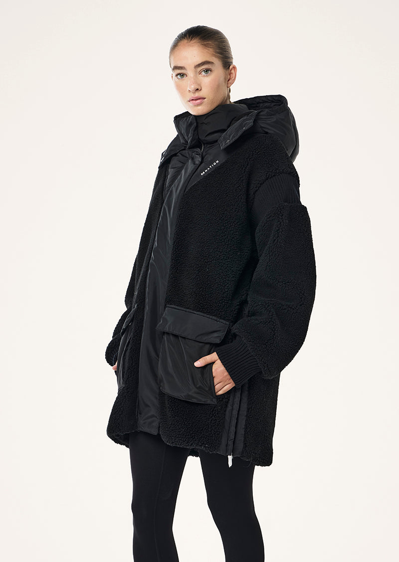 DISTRICT JACKET IN BLACK BY P.E NATION WOMENS ACTIVE JACKET