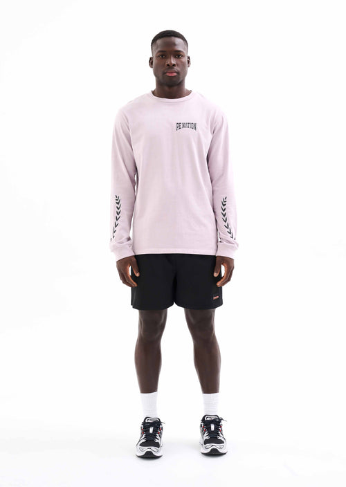 MATCH ROOM LS TEE IN IRIS