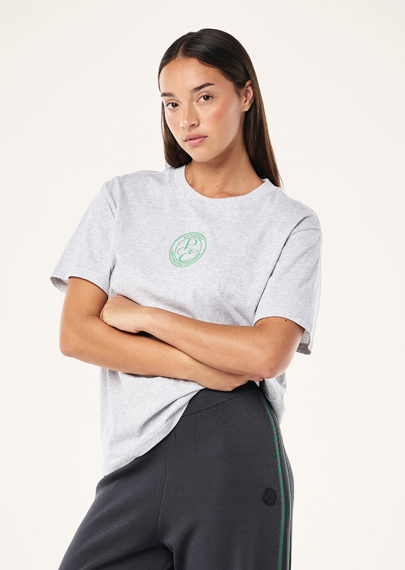 EXPOSITION 2 TEE IN GREY MARL